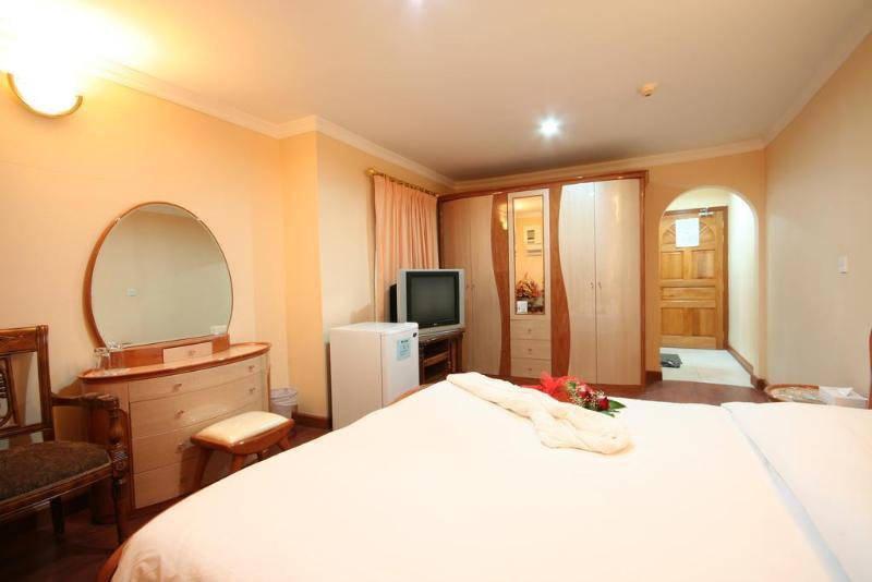 Sea Shell Hotel